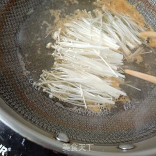 金针菇莴苣叶拌虾仁的做法步骤：7