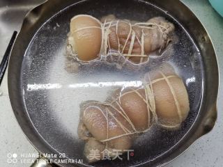 白云沙姜猪手的做法步骤：2