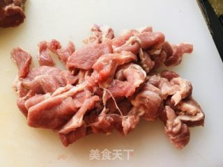 辣椒炒肉片的做法步骤：3