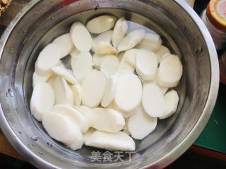 清炒山药的做法步骤：1