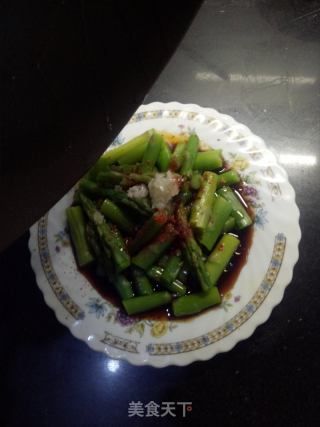 油泼芦笋的做法步骤：6