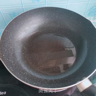 豌豆炒鸡蛋的做法步骤：3
