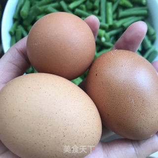 香葱炒蛋的做法步骤：2