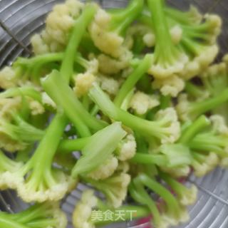 菜花小蓟拌乌鸡的做法步骤：10