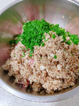 香菇猪肉馅饺子的做法步骤：3
