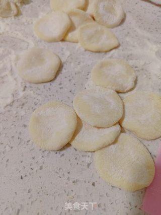 香菇猪肉馅饺子的做法步骤：8