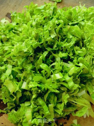 生菜鸡蛋饼的做法步骤：2