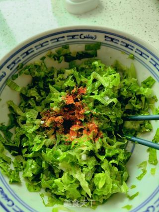 生菜鸡蛋饼的做法步骤：4