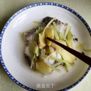 清蒸鳕鱼的做法步骤：8