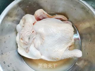 砂锅版猪肚包鸡的做法步骤：3