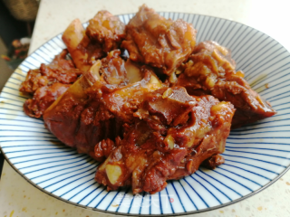 东北酱大骨的做法