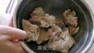 东北酱大骨的做法步骤：5