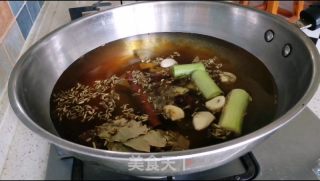 东北酱大骨的做法步骤：6