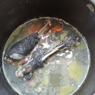养心菜金针菇拌乌鸡腿的做法步骤：8