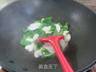 柿子椒圆蛤炒茭白的做法步骤：6