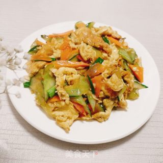 黄瓜炒鸡蛋的做法
