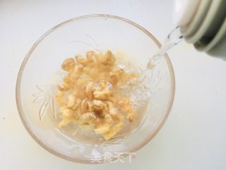 海米烧莴笋的做法步骤：1