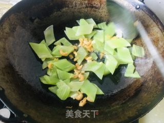 海米烧莴笋的做法步骤：7