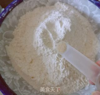 家常猪油白吉馍的做法步骤：2