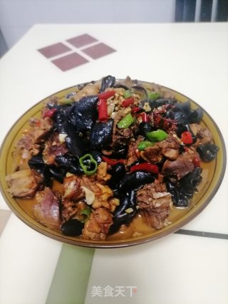 木耳炒鸡的做法步骤：9