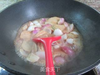 洋葱烧小素鸡的做法步骤：8