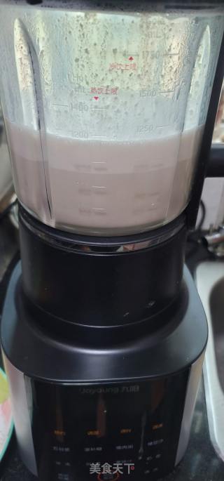红豆花生豆浆的做法步骤：4