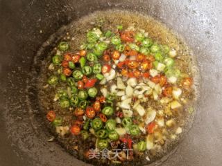 青红椒拌茄子的做法步骤：8