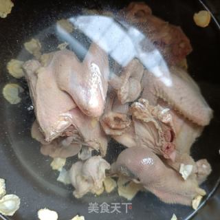 西洋参鸽子汤的做法步骤：6