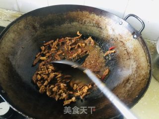 青椒肉丝的做法步骤：6