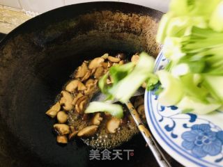 香菇油菜的做法步骤：7