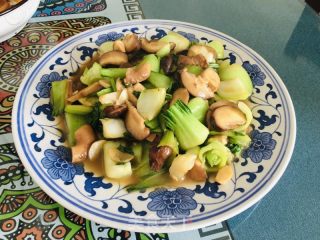 香菇油菜的做法步骤：12