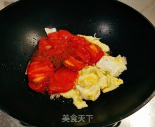 番茄鸡蛋炒黄瓜的做法步骤：6