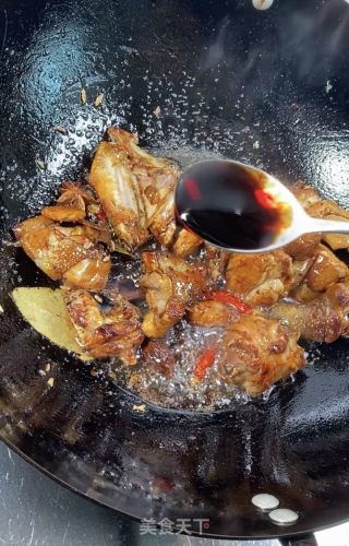 土豆烧鸡的做法步骤：8