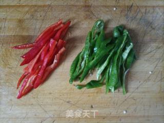 包菜炒米粉的做法步骤：3
