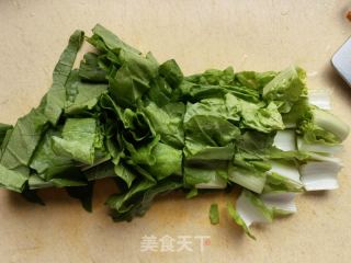 胡萝卜炒小白菜的做法步骤：2