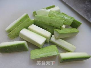 西葫芦炒花菜的做法步骤：3
