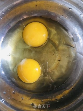 椒丝炒蛋的做法步骤：1