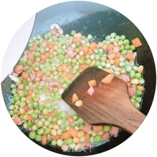 五彩豌豆的做法步骤：4