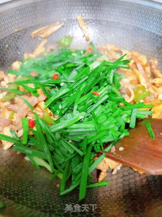 豆干炒韭菜的做法步骤：13