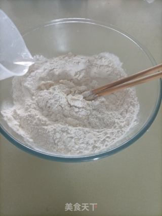 呛面馒头的做法步骤：3