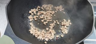 肉末泡菜炒粉条的做法步骤：4