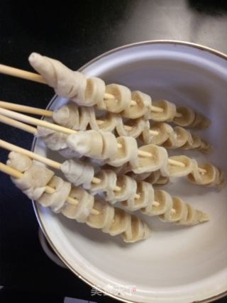 油炸面筋的做法步骤：1
