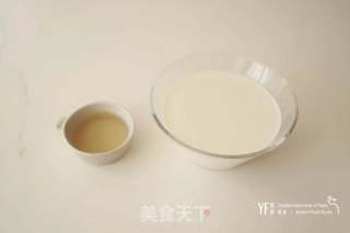 “自制牛奶芝士”蛋糕的做法步骤：1
