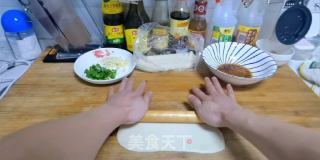 三合一油泼面的做法步骤：3