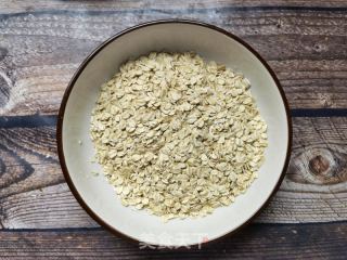 燕麦坚果饼干的做法步骤：1