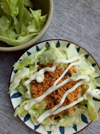 生菜肉松沙拉