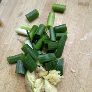 梅干菜烧肉的做法步骤：8
