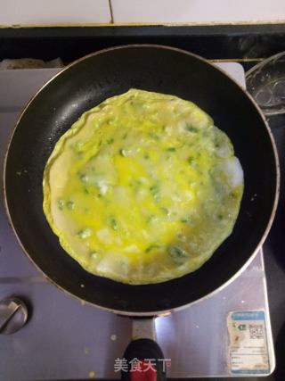 香葱鸡蛋饼的做法步骤：4