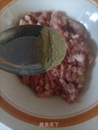 蒜苔鲜肉蒸饺的做法步骤：6