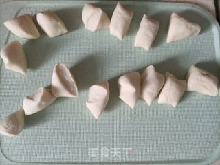 蒜苔鲜肉蒸饺的做法步骤：17